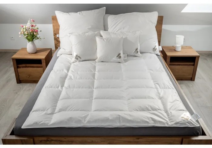 Termop Perová prikrývka LUXUS Špeciál - 140x200 cm - 100% prachové perie, 900g