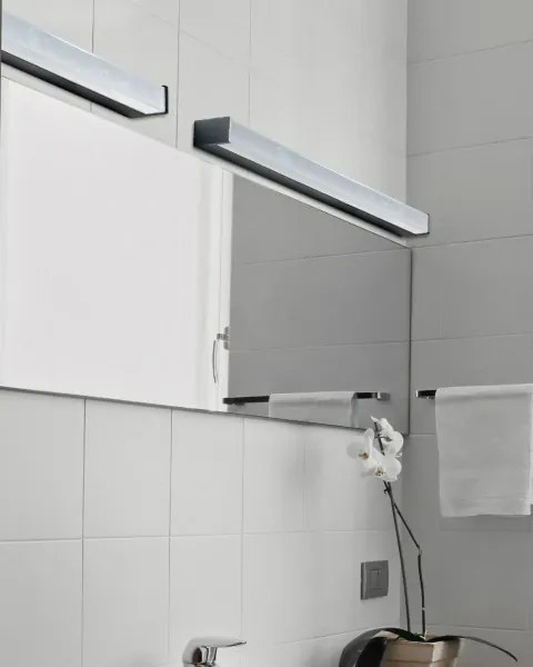 LED nástenné svietidlo Peter 90 4000 chróm