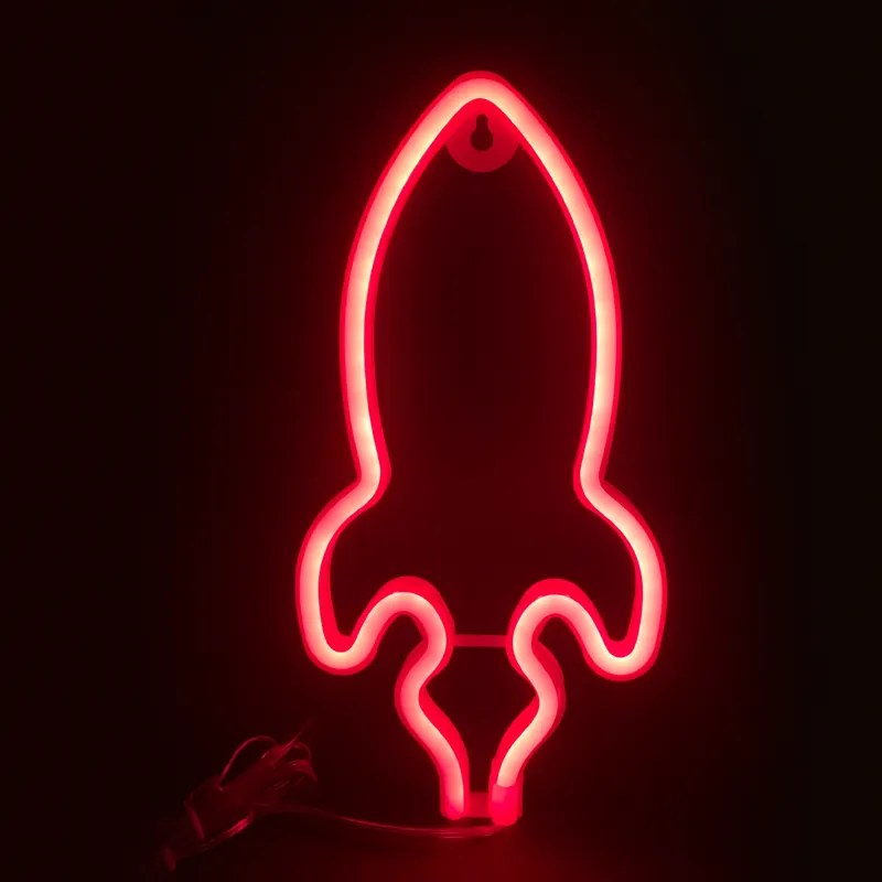 ACA Lighting Neónová lampička - Raketa, 3x AA batérie/USB kábel, IP20, červená farba