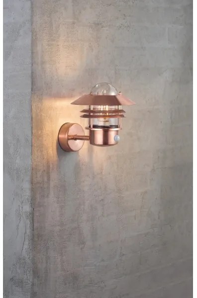 Nordlux - Vonkajšie nástenné svietidlo so senzorom BLOKHUS 1xE27/60W/230V IP54 meď