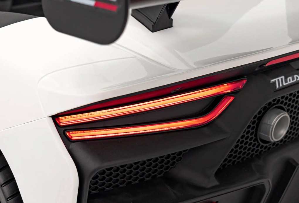 Ramiz Maserati MC20 GT2 Biele vozidlo