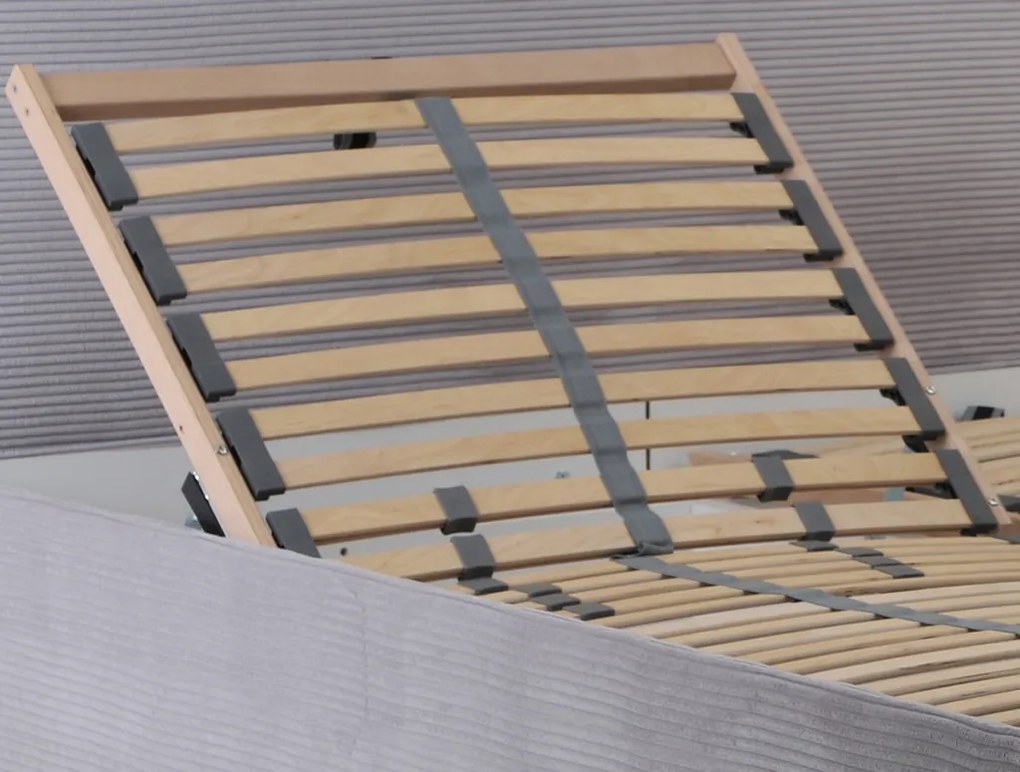 Posteľ Hilton 180x200 cm, svelo šedá látka