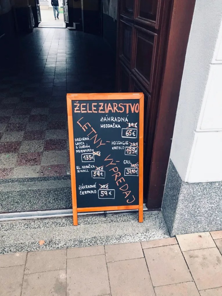 Toptabule.sk  SET - áčkový stojan + 4 tabule + príslušenstvo