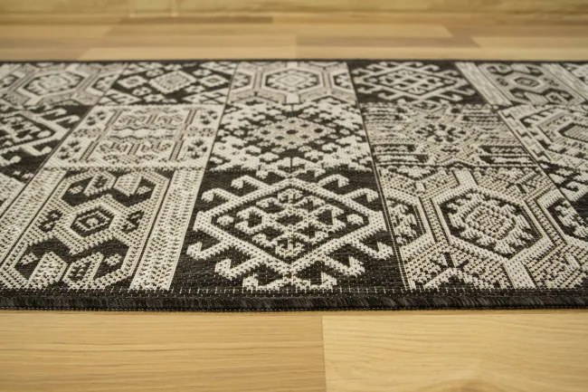 Koberec FLEX 19636/80 Aztec Romby grafitový