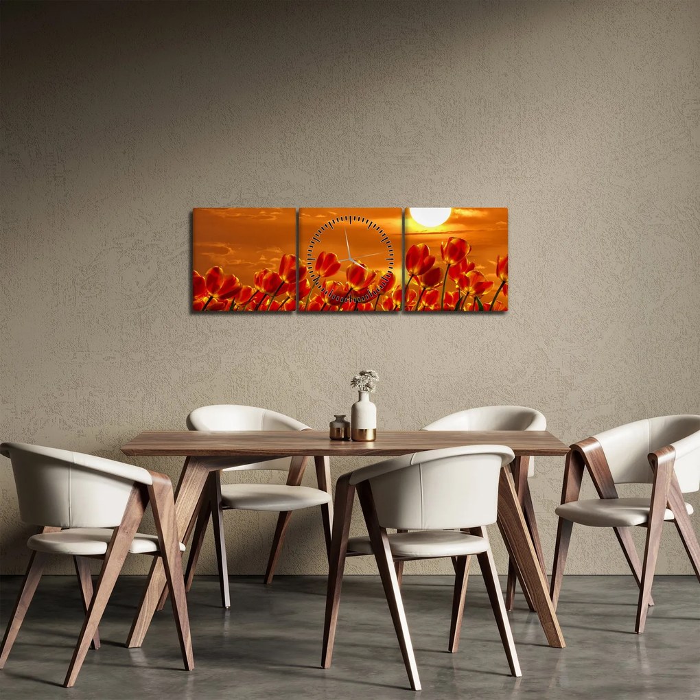 Obraz rozkvitnutého lánu s tulipánmi (s hodinami) (90x30 cm)