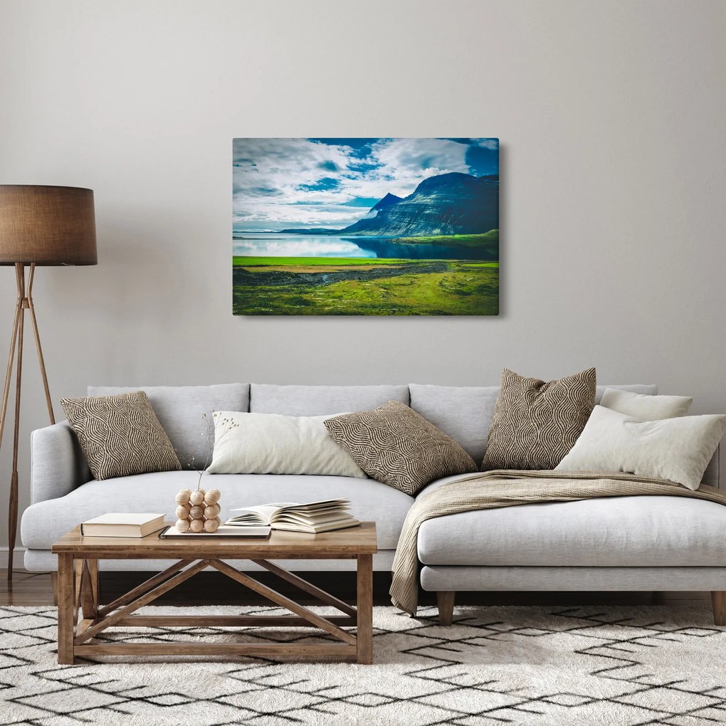 Obraz jazera s horami (90x60 cm)