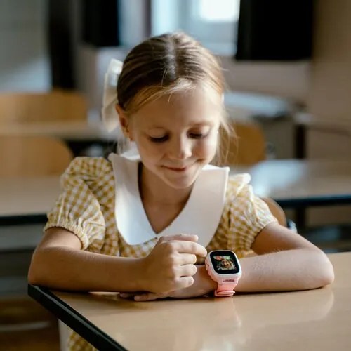 LAMAX Chytré hodinky pre deti WatchY4 Play, ružová