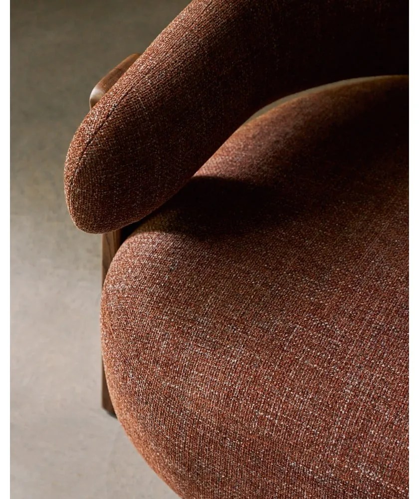 Hnedé ženilkové kreslo Granite – Kave Home