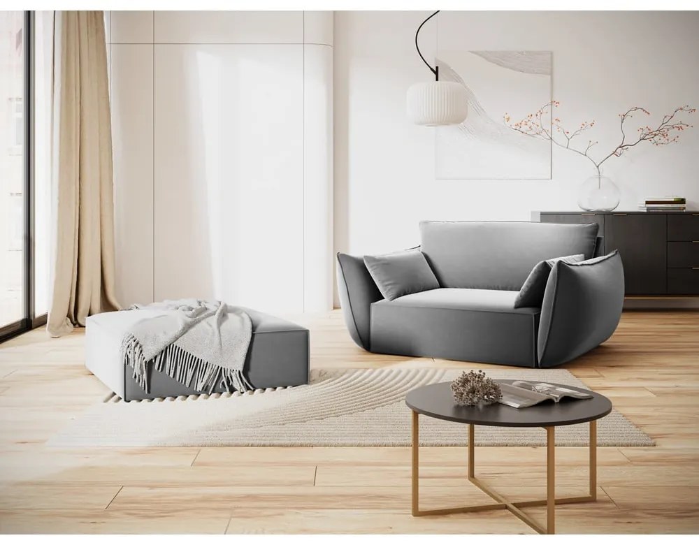 Svetlosivá zamatová podnožka Vanda – Mazzini Sofas