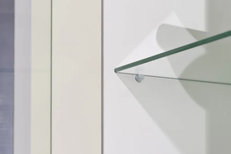 Vysoká vitrína Caracas typ 02, dub / biely lesk, s osvetlením