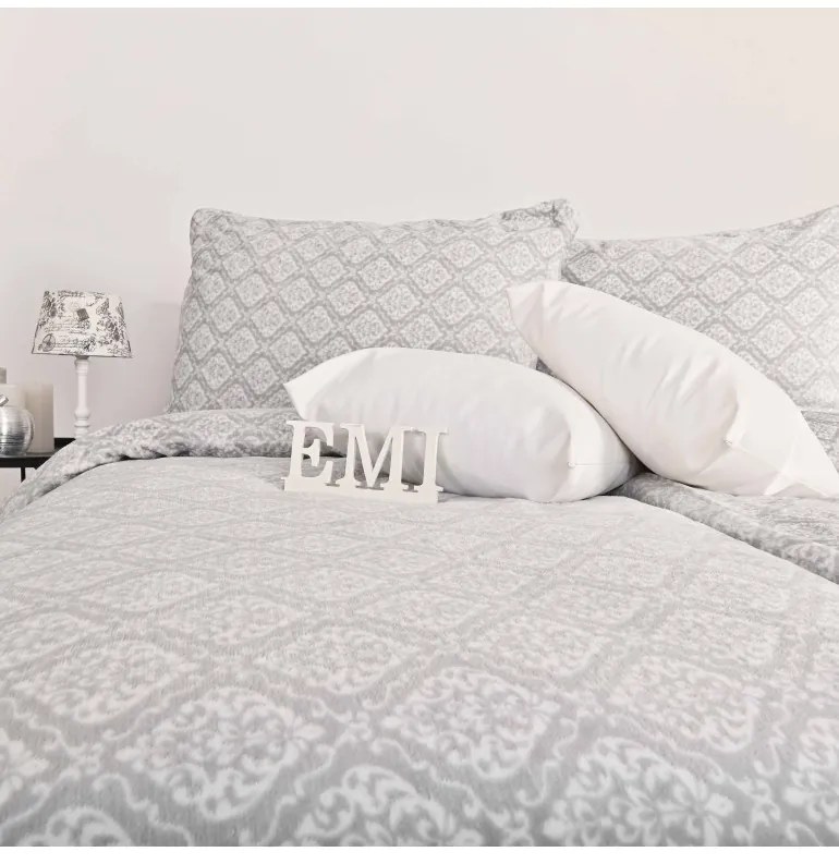 Obliečky z mikroplyšu Skyler EMI, Štandardný set jednolôžko obsahuje 1x 140x200 + 1x 70x90