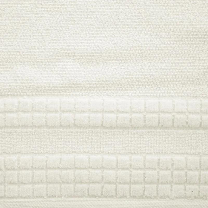 Krémový uterák CUBA so zvýrazneným károvaným okrajom Rozmer: 50 x 90 cm
