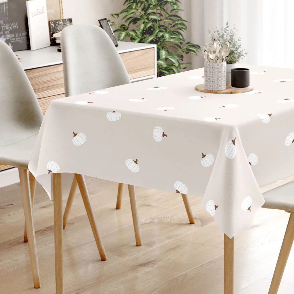 Goldea hranatý obrus 100% bavlnené plátno - tekvice na krémovom 140 x 220 cm