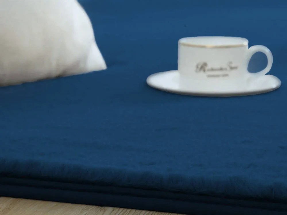 TZ Tmavomodrý obdĺžnikový koberec Rabbit Rozmer: 200x200 cm