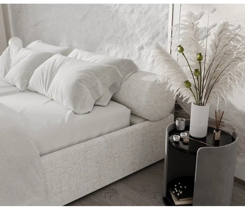 Krémová čalúnená dvojlôžková posteľ s úložným priestorom s roštom 180x200 cm Solvo – Maison de Rêve