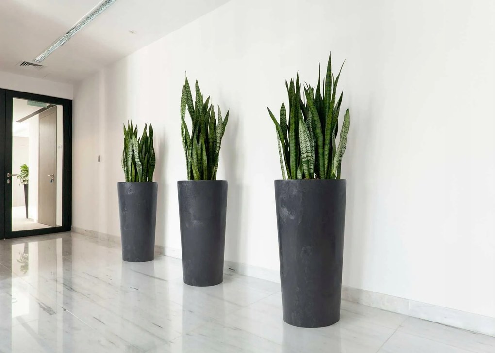 Kvetináč URBANIKA 57 cm čierny betón