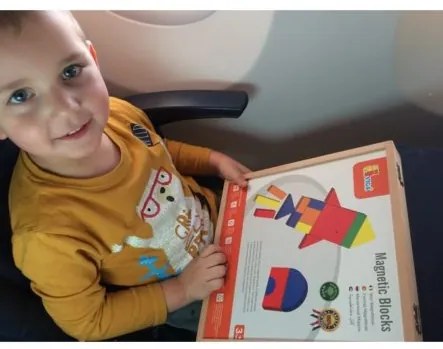 Viga Drevený kufrík s magnetickými kockami pre deti Viga