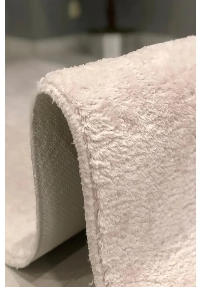 Krémové kúpeľňové predložky v súprave 2 ks 50x90 cm Plush – Mila Home
