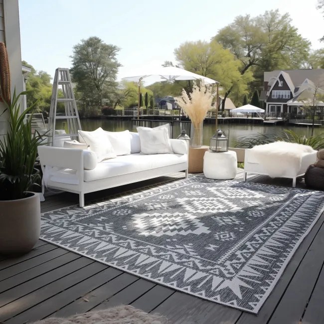 Obojstranný koberec Elle Decoration GEMINI Dynamic strieborný