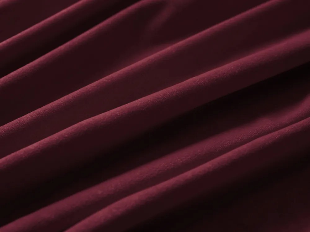 Biante Zamatový záves Velvet Prémium SVP-010 Tmavo vínový - šírka 135 cm 135x140 cm