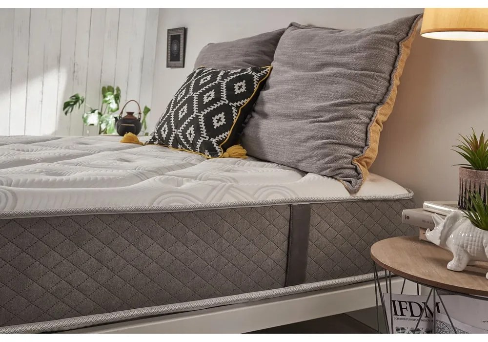 Tvrdý/stredne tvrdý obojstranný penový matrac 200x200 cm Platinum Classic – Moonia