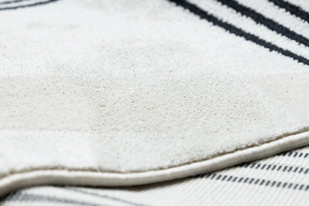 Koberec AMOUR 53091C krém - Geometrický