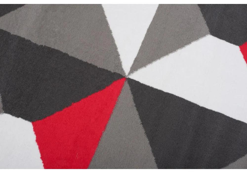 Kusový koberec PP Fino červený 250x350cm