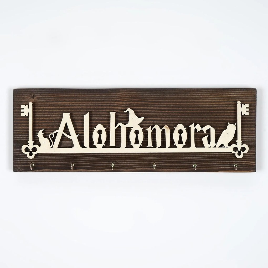 Nástěnný věšák na klíče Alohomora dřevěný