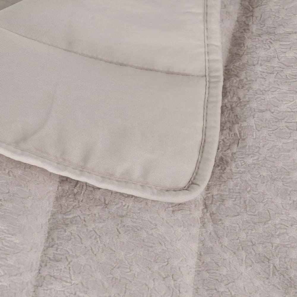 Béžový prešívaný pléd 240x260 cm – Ixia