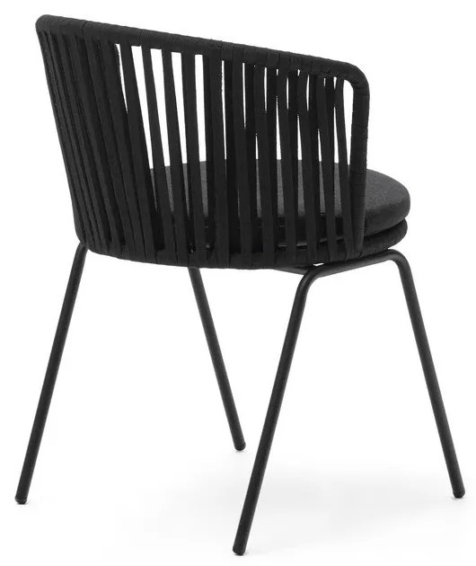 Čierna kovová záhradná stolička Saconca - Kave Home