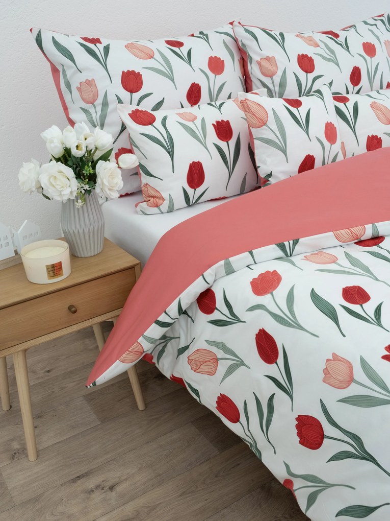 Predĺžené bavlnené obliečky Renforcé - Kvety tulipánov červené