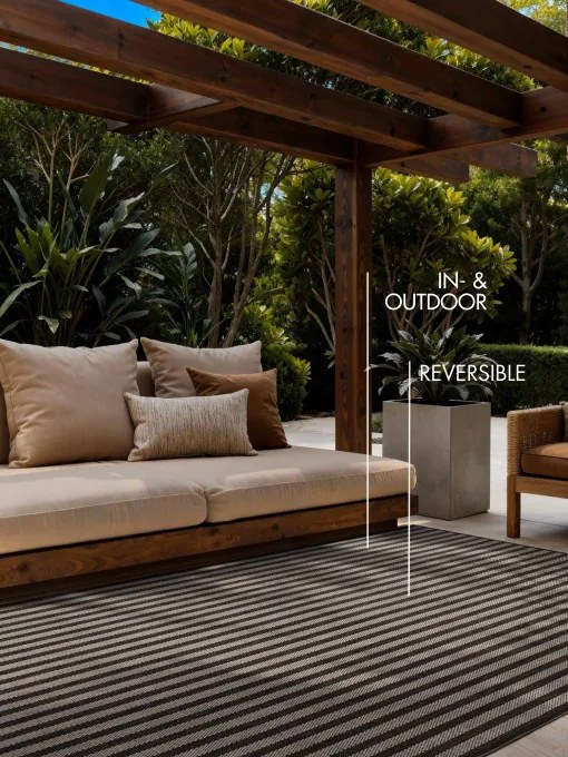 Koberec Ted Baker Haringey Linley čierny / biely