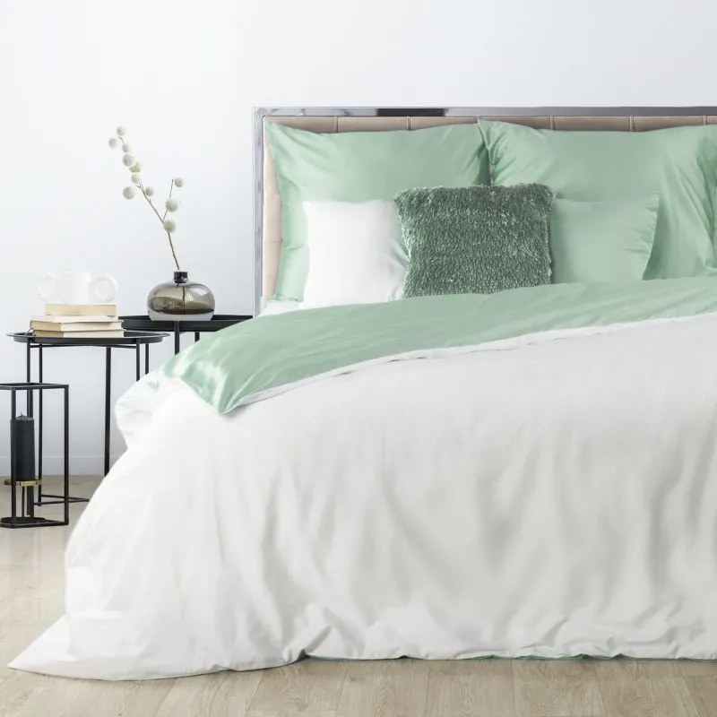 DomTextilu Obojstranné posteľné obliečky z bavlneného saténu bielo mentolové 3 časti: 1ks 200x220 + 2ks 70 cmx80 Biela 27581-153042