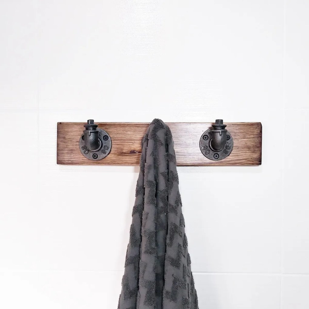 Nástenný vešiak Boruraf 50 cm orech/čierna