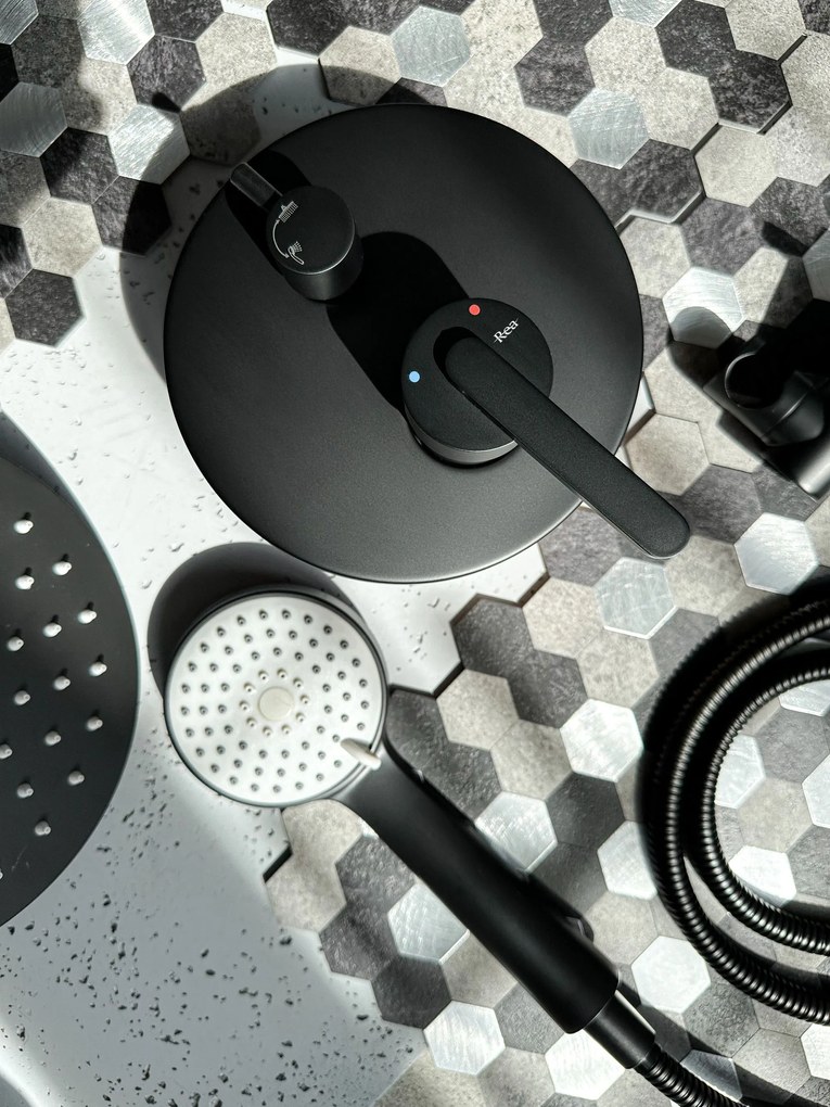 Rea Ontario, podomietková sprchová súprava s BOX montážnym systémom, čierna matná, REA-P5501