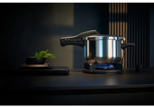 WMF - Sada tlakových hrncov 8,5 l + 4,5 l PERFECT z nerezovej ocele