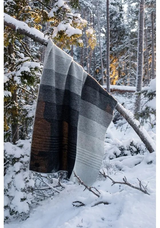 Vlnená deka Kaamos 150x200, čierna / Finnsheep