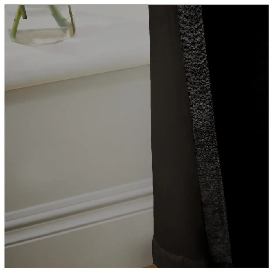 Čierne termozávesy v súprave 2 ks zo ženilky 229x183 cm Selene Luxury Chenille – Hyperion