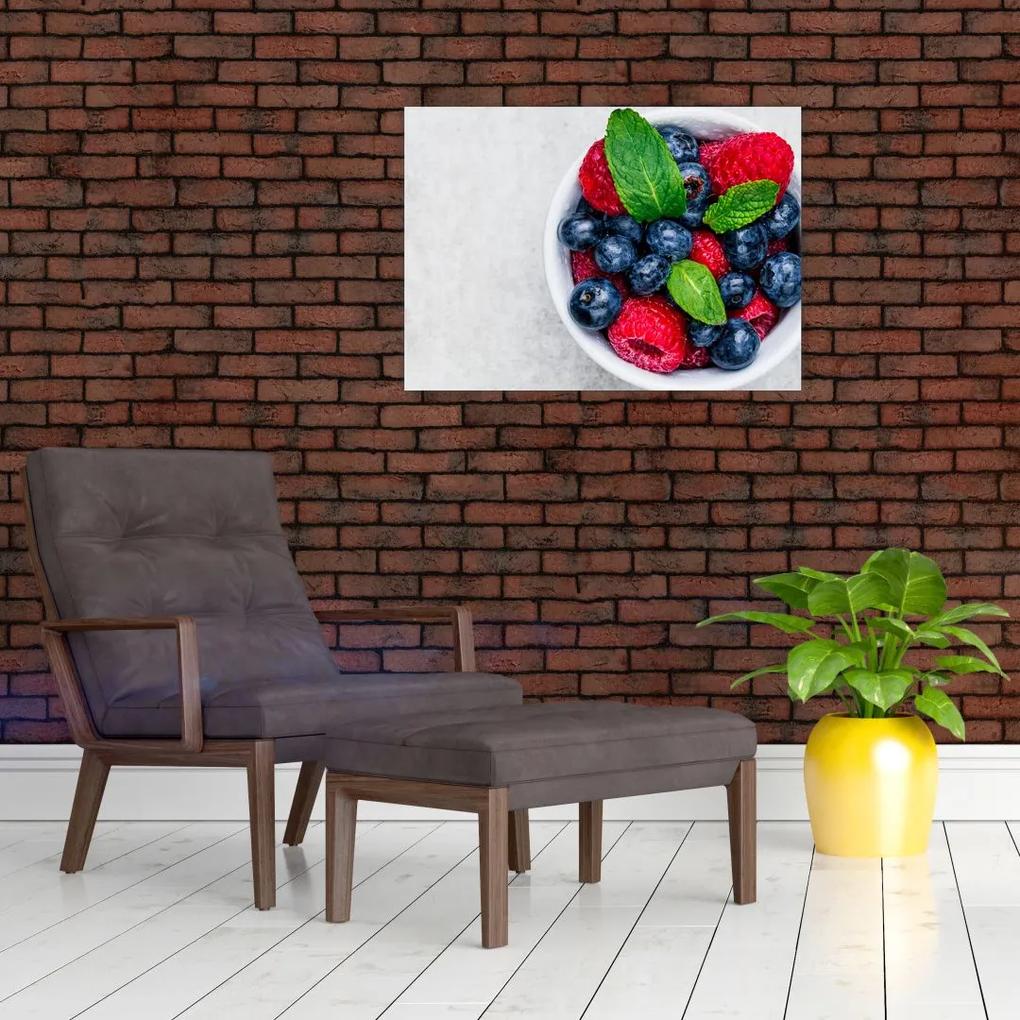 Sklenený obraz - miska s lesným ovocím (70x50 cm)