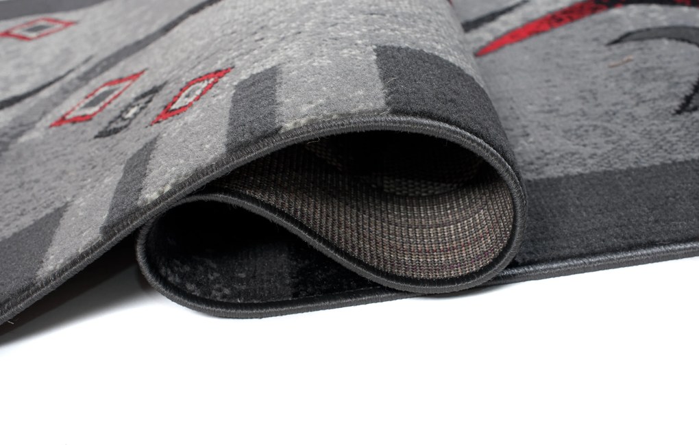 TA Koberec 4596A TMAVO SIVÁ LACNÁ PP CRM Rozmer: 70x300 cm