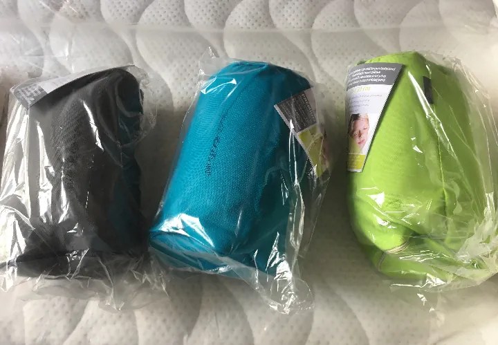 Texpol TRAVEL PILLOW - cestovný vankúš z pamäťovej peny, pamäťová pena, snímateľný poťah