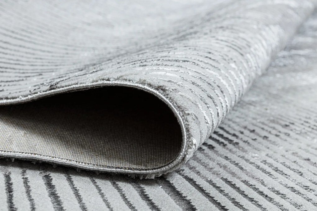 Koberec BLISS Z206AZ256 svetlosivý/sivý - Čiary, moderný, štrukturálny