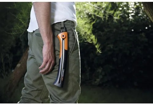 Záhradná pílka Fiskars Xtract SW 75 zasúvacia hrubé ozubenie