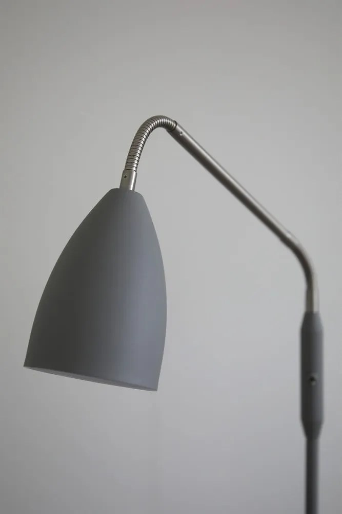 Sivá LED stmievateľná stojacia lampa s kovovým tienidlom (výška 140 cm) Patro – Markslöjd