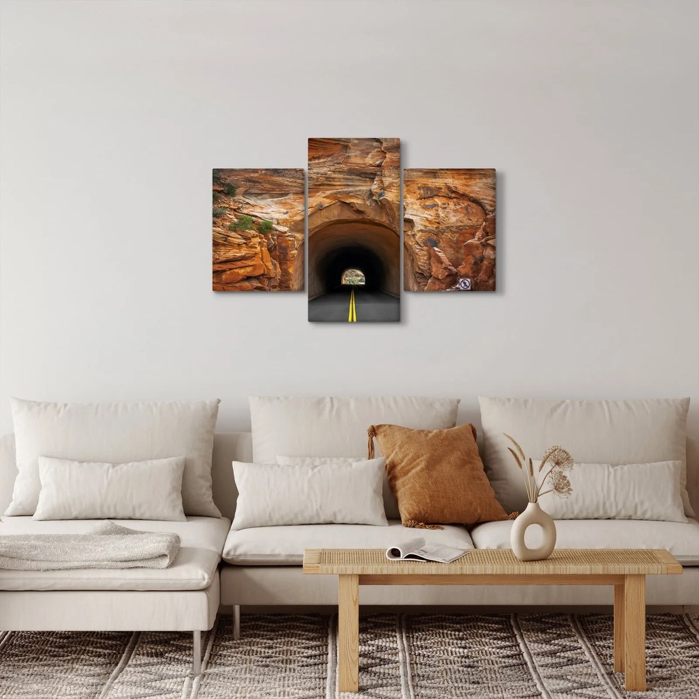 Obraz - tunel v skale (90x60 cm)