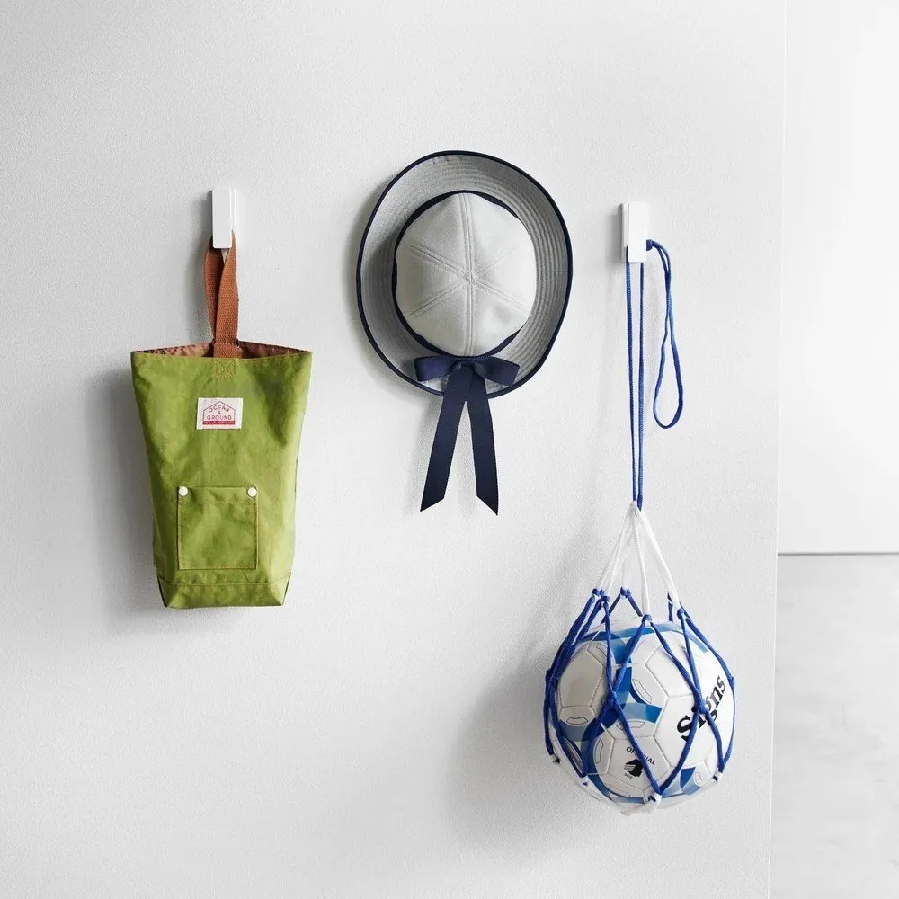 Biele nástenné kovové háčiky v súprave 3 ks Tower – YAMAZAKI