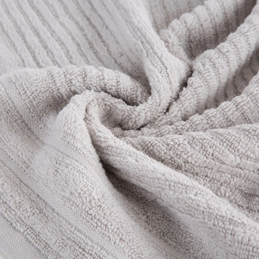 FROTÉ UTERÁK SAMMY 50X90 CM STRIEBORNÁ