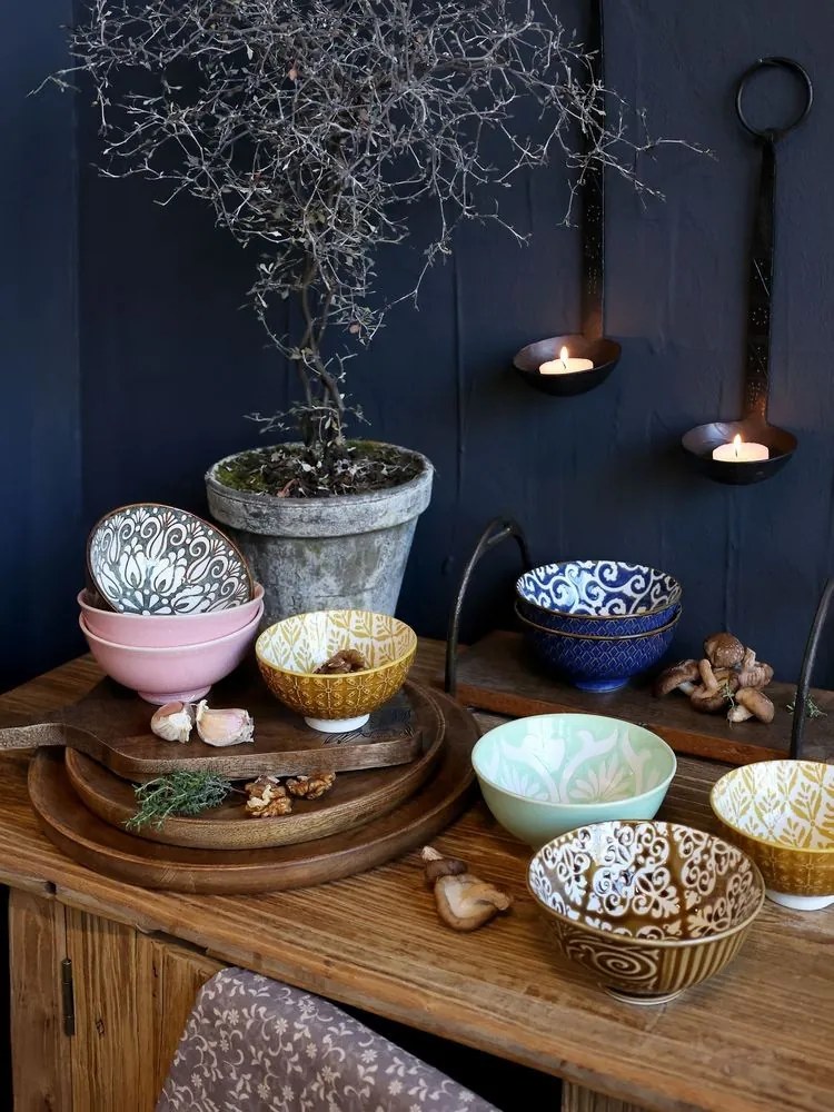 Zelená porcelánová miska s kvetmi vo vnútri Arés - Ø12*5,5 cm