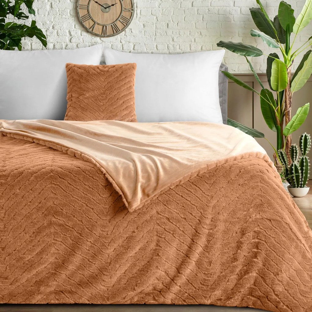 CHLPATÁ DEKA KATE 150X200 CM MEDOVÁ