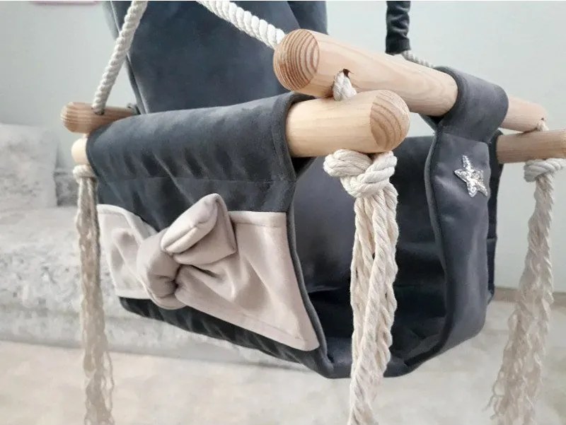 Hojdačka pre deti koruna/sivá